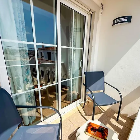 Riverside 3 Bdr With River View Near Portimao Apartment Estombar