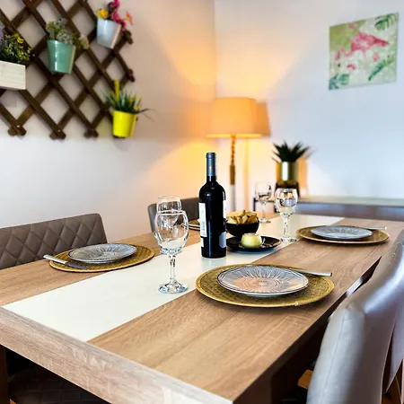 Riverside 3 Bdr With River View Near Portimao Apartment *