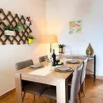 Apartment Riverside 3 Bdr With River View Near Portimao Estombar
