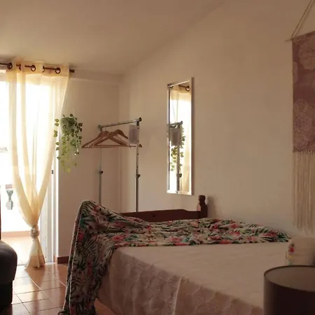 Riverside 3 Bdr With River View In Quinta De Sao Pedro *