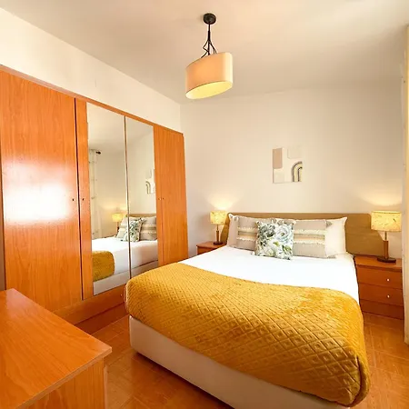 Riverside 3 Bdr With River View Near Portimao شقة *