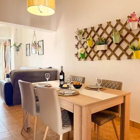 Riverside 3 Bdr With River View Near Portimao アパート *