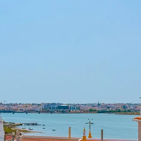 アパート Riverside 3 Bdr With River View Near Portimao